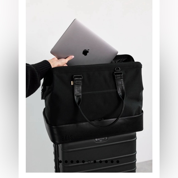 BEIS Other - BEIS “weekender” bag in black.